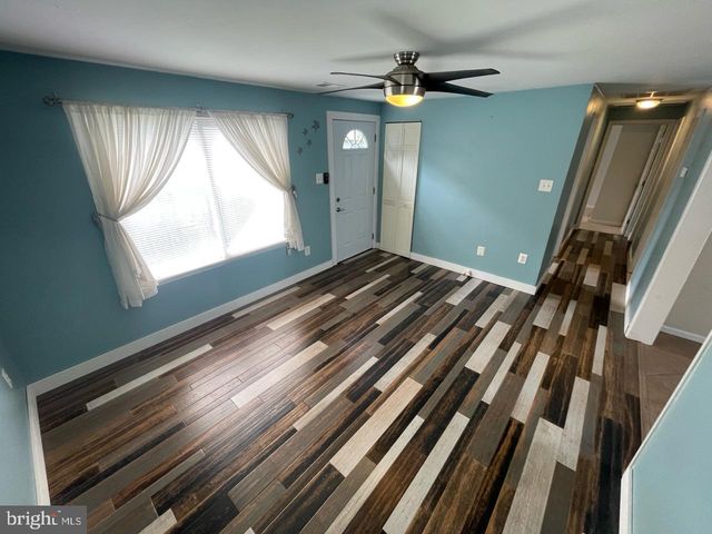 1172 CEDAR AVE, Shady Side, MD 20764