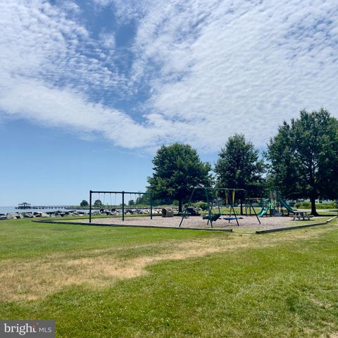 1172 CEDAR AVE, Shady Side, MD 20764