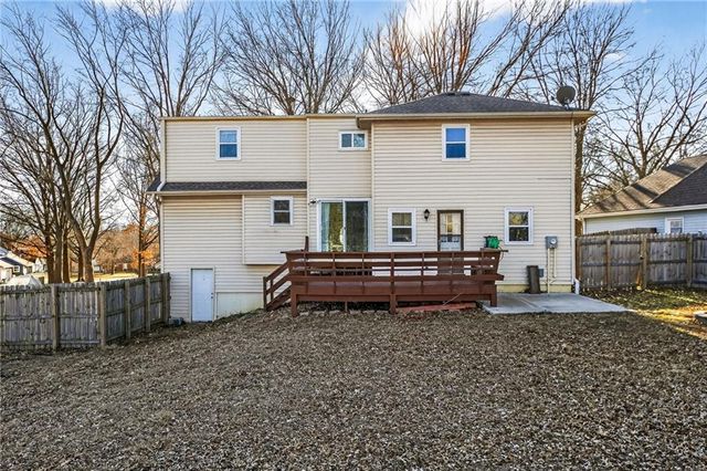 1016 NE 99th Street, Kansas City, MO 64155