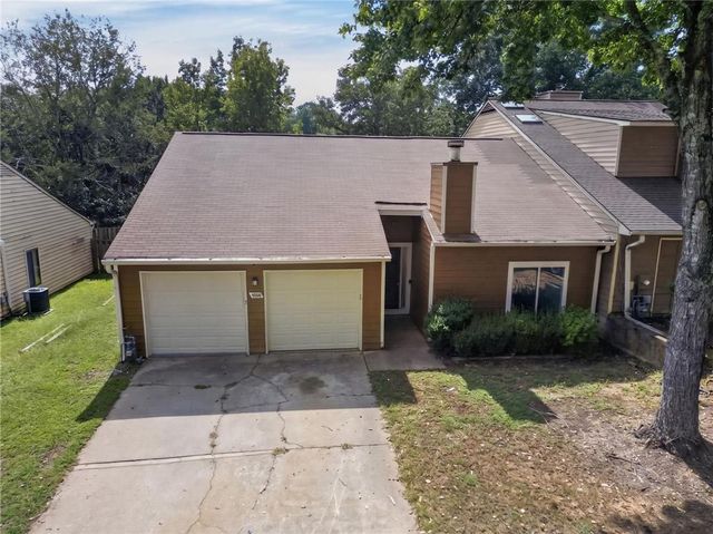 1555 Burnstone Drive, Stone Mountain, GA 30088