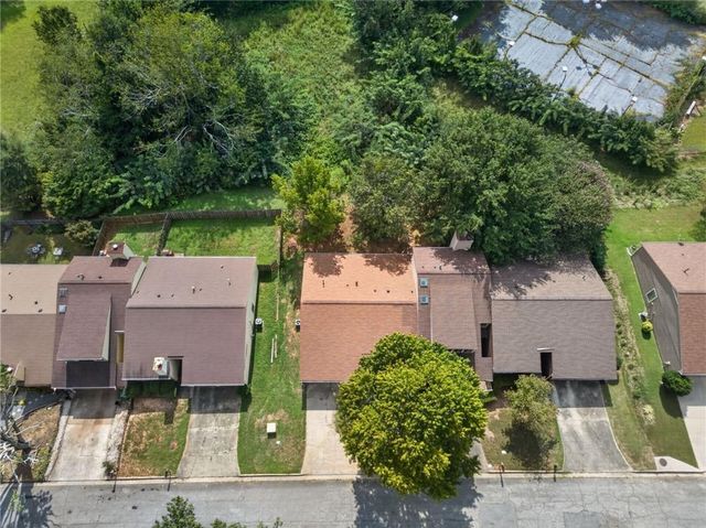 1555 Burnstone Drive, Stone Mountain, GA 30088