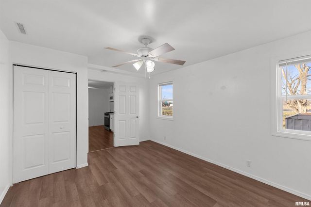 3221 66TH Avenue, Moline, IL 61265