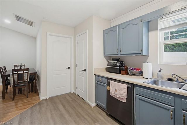 315 Maynard South Drive, Winston-salem, NC 27107