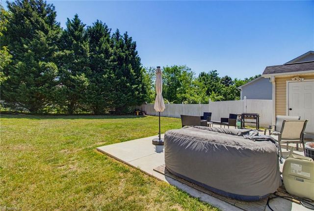 315 Maynard South Drive, Winston-salem, NC 27107