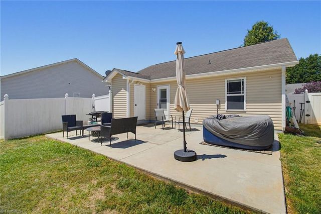315 Maynard South Drive, Winston-salem, NC 27107