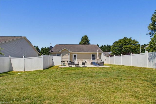 315 Maynard South Drive, Winston-salem, NC 27107