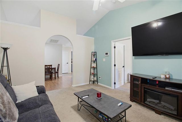 315 Maynard South Drive, Winston-salem, NC 27107