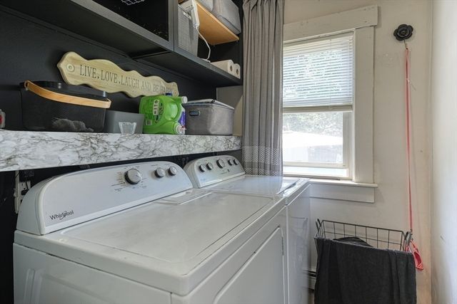 16 Dewey St, Leominster, MA 01453