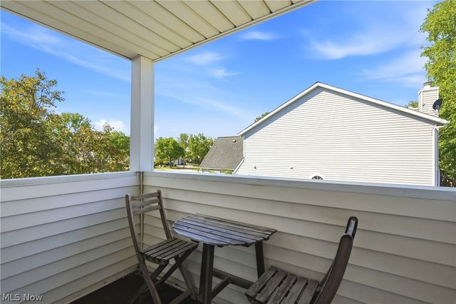 23135 Grist Mill Court 29C, Olmsted Falls, OH 44138