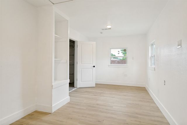1504 Lexington Place, Bedford, TX 76022