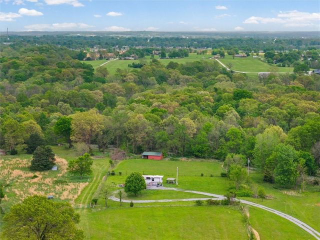 20609 Russell Corner Road, Gravette, AR 72736