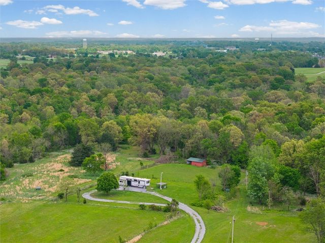 20609 Russell Corner Road, Gravette, AR 72736
