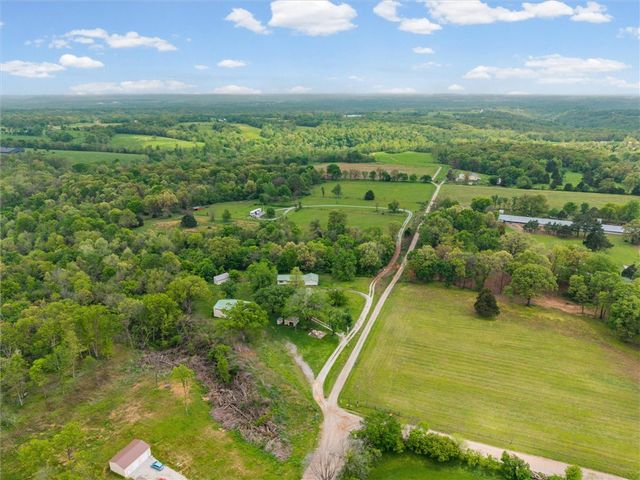 20609 Russell Corner Road, Gravette, AR 72736
