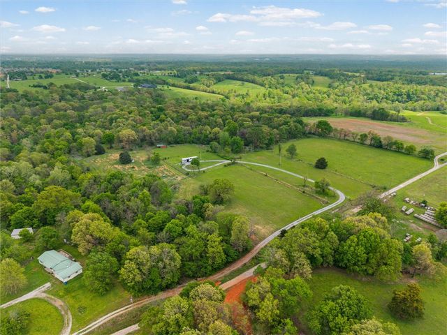 20609 Russell Corner Road, Gravette, AR 72736