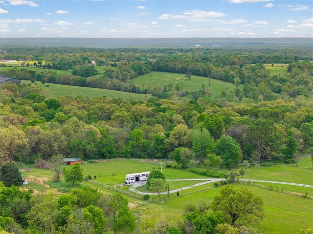 20609 Russell Corner Road, Gravette, AR 72736