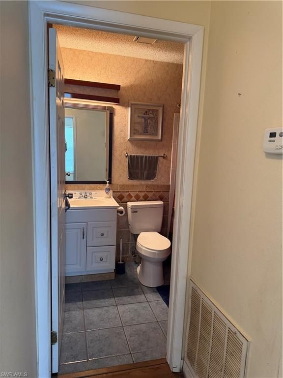 8072 Sandpiper RD, FORT MYERS, FL 33967 — photo 4