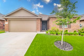 756 Loomis Trail, Justin, TX 76247