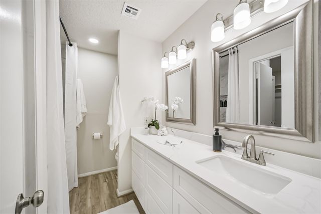 19635 Moonhollow Drive, Houston, TX 77084