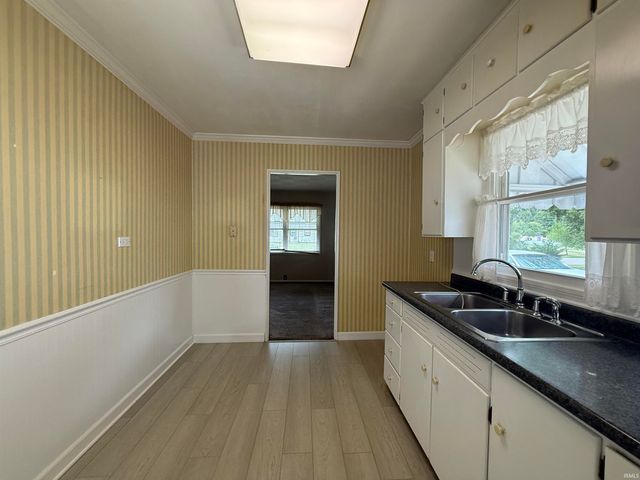 612 Sunset Avenue, Elkhart, IN 46514