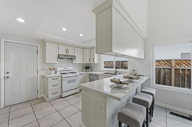 73 Grandwell Way, San Jose, CA 95138