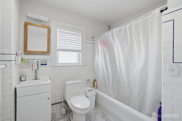 241 Hillside Road, Elizabeth, NJ 07208