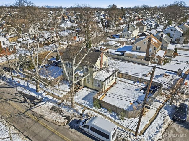 241 Hillside Road, Elizabeth, NJ 07208