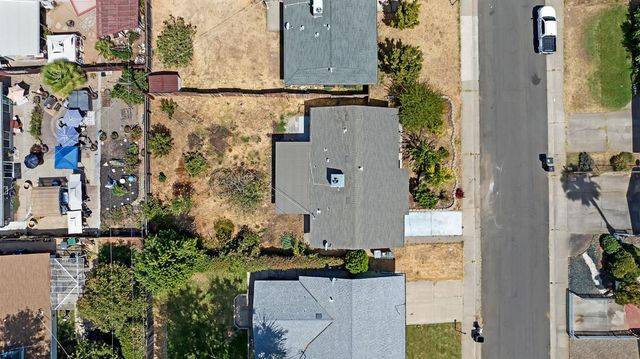 2012 Kellogg Way, Rancho Cordova, CA 95670