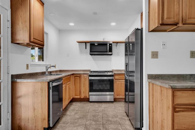 2012 Kellogg Way, Rancho Cordova, CA 95670