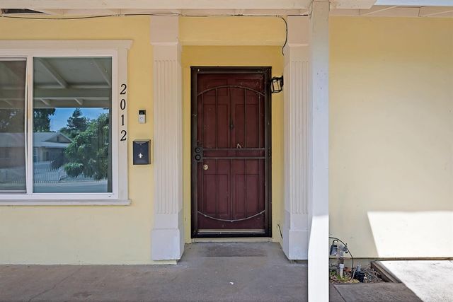 2012 Kellogg Way, Rancho Cordova, CA 95670