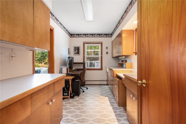 905 Bullocks Point Avenue, East Providence, RI 02915