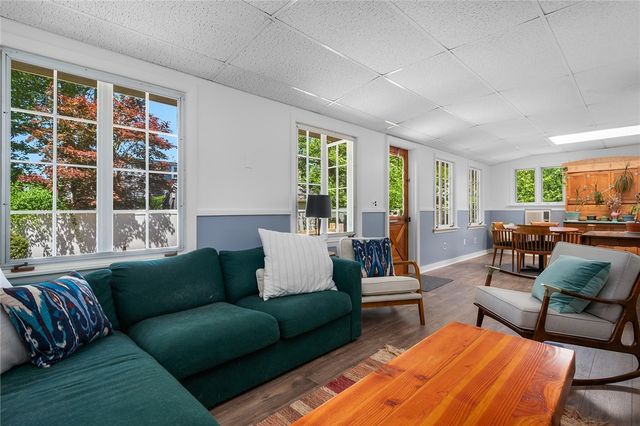 905 Bullocks Point Avenue, East Providence, RI 02915