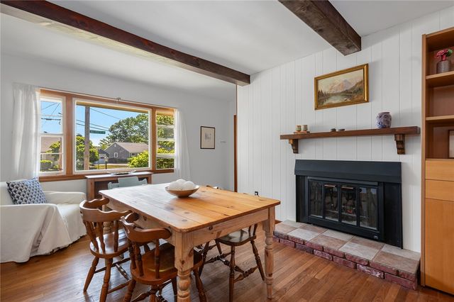 905 Bullocks Point Avenue, East Providence, RI 02915