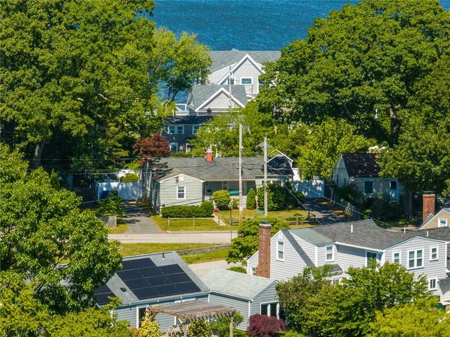905 Bullocks Point Avenue, East Providence, RI 02915