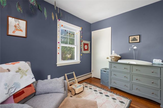905 Bullocks Point Avenue, East Providence, RI 02915