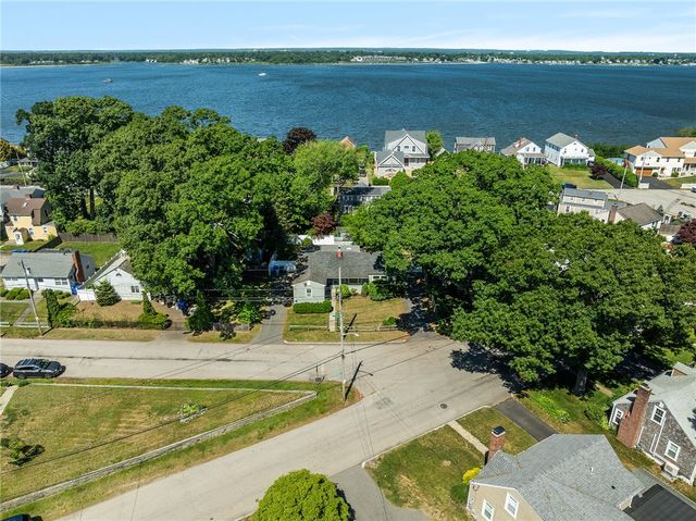 905 Bullocks Point Avenue, East Providence, RI 02915
