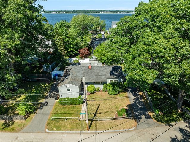 905 Bullocks Point Avenue, East Providence, RI 02915