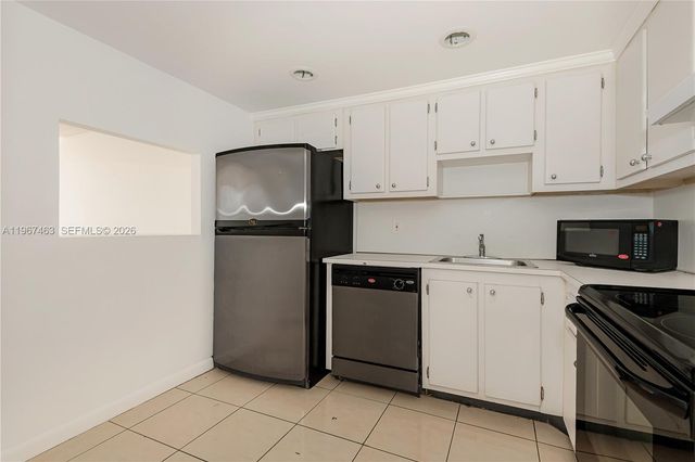 1200 NE Miami Gardens Dr 905W, Miami, FL 33179