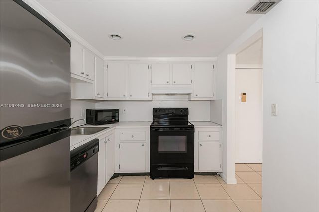 1200 NE Miami Gardens Dr 905W, Miami, FL 33179