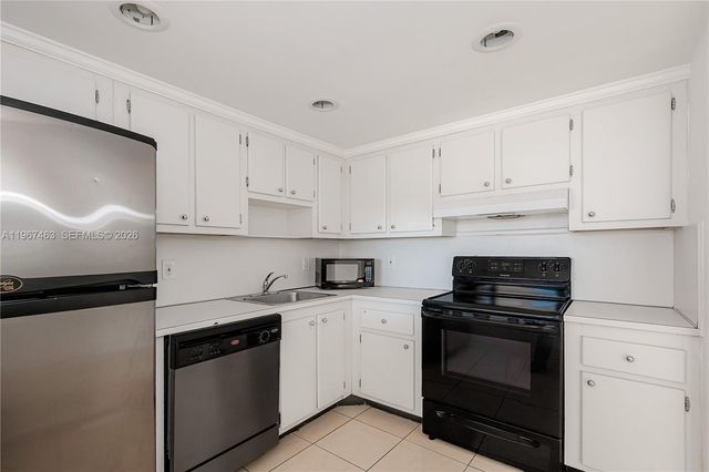 1200 NE Miami Gardens Dr 905W, Miami, FL 33179