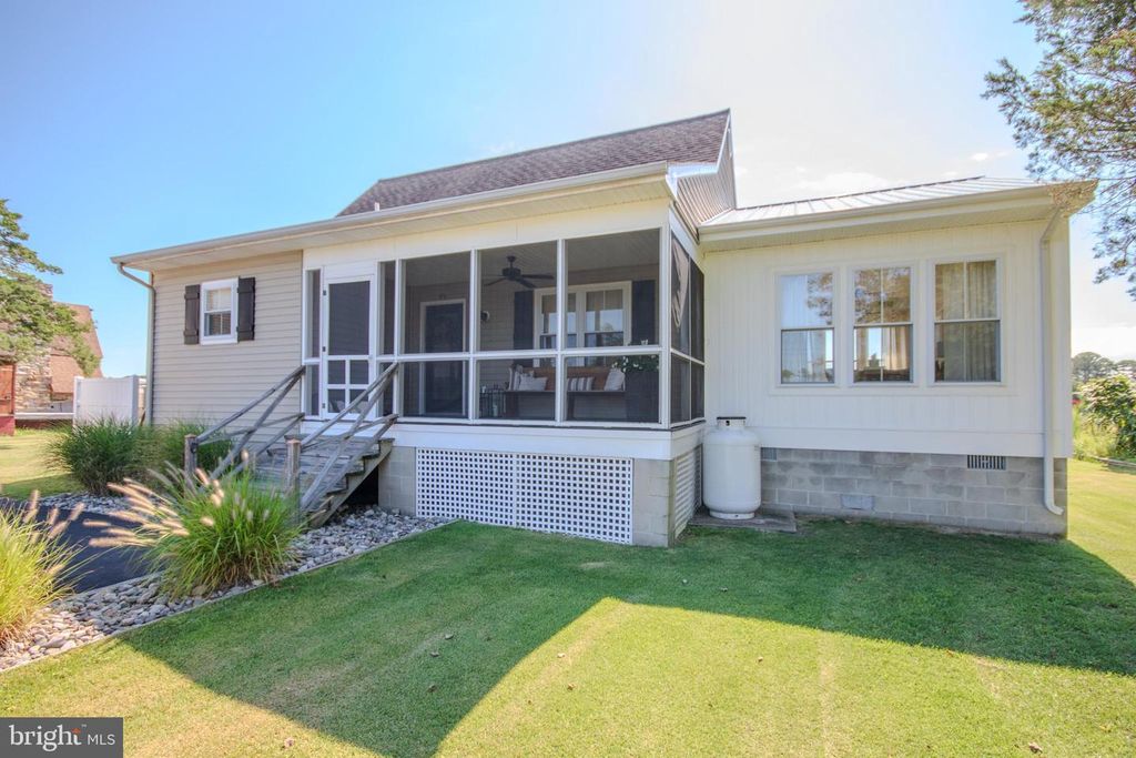 27087 POINT RD, Princess Anne, MD 21853