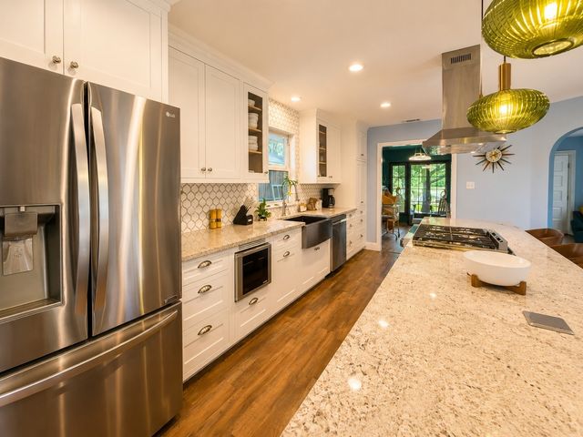 9016 Bretshire Drive, Dallas, TX 75228