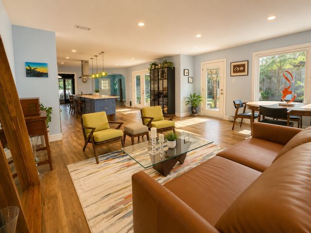 9016 Bretshire Drive, Dallas, TX 75228
