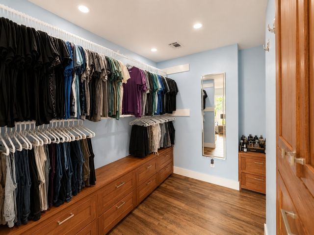 9016 Bretshire Drive, Dallas, TX 75228