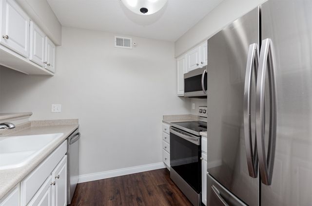 101 NW 8th Street 108, Grimes, IA 50111