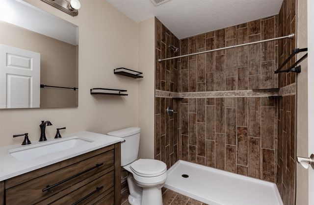 101 NW 8th Street 108, Grimes, IA 50111