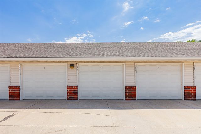 101 NW 8th Street 108, Grimes, IA 50111