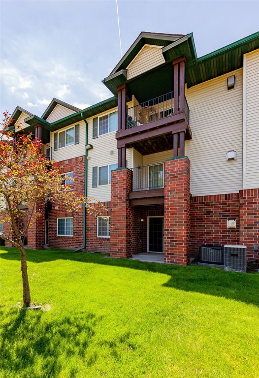 101 NW 8th Street 108, Grimes, IA 50111
