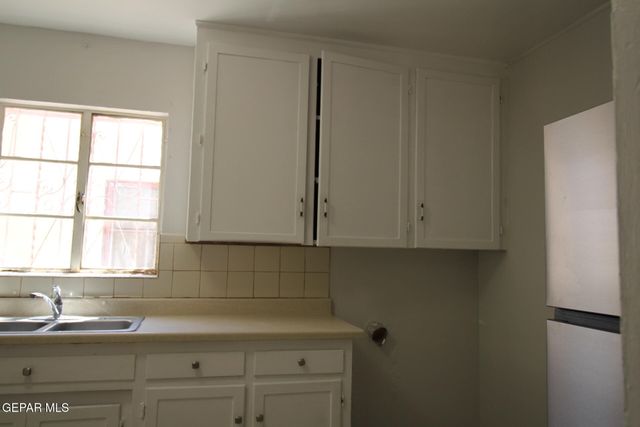 3315 SACRAMENTO Avenue, El Paso, TX 79930