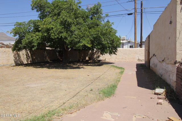 3315 SACRAMENTO Avenue, El Paso, TX 79930