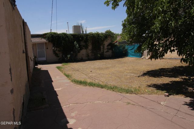 3315 SACRAMENTO Avenue, El Paso, TX 79930
